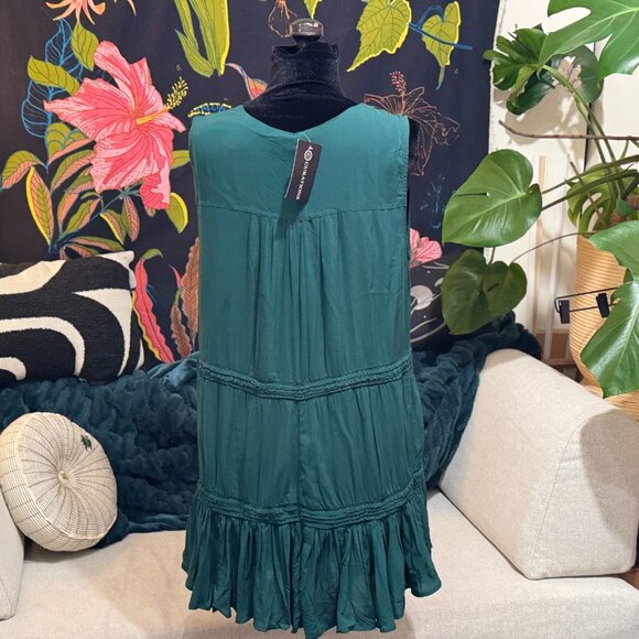CURATIONS Sleeveless Tiered Surplice Viscose Tunic Blouse, Green, Large - Picture 7 of 15